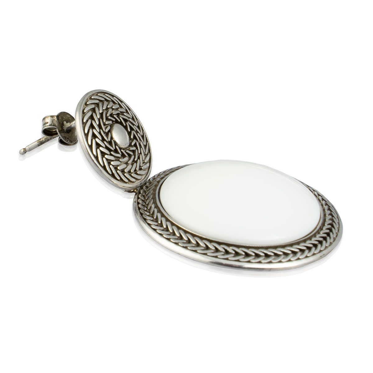 Orecchini bellezza agata realizzato in argento 925 brunito dal brand dueaerre 1938