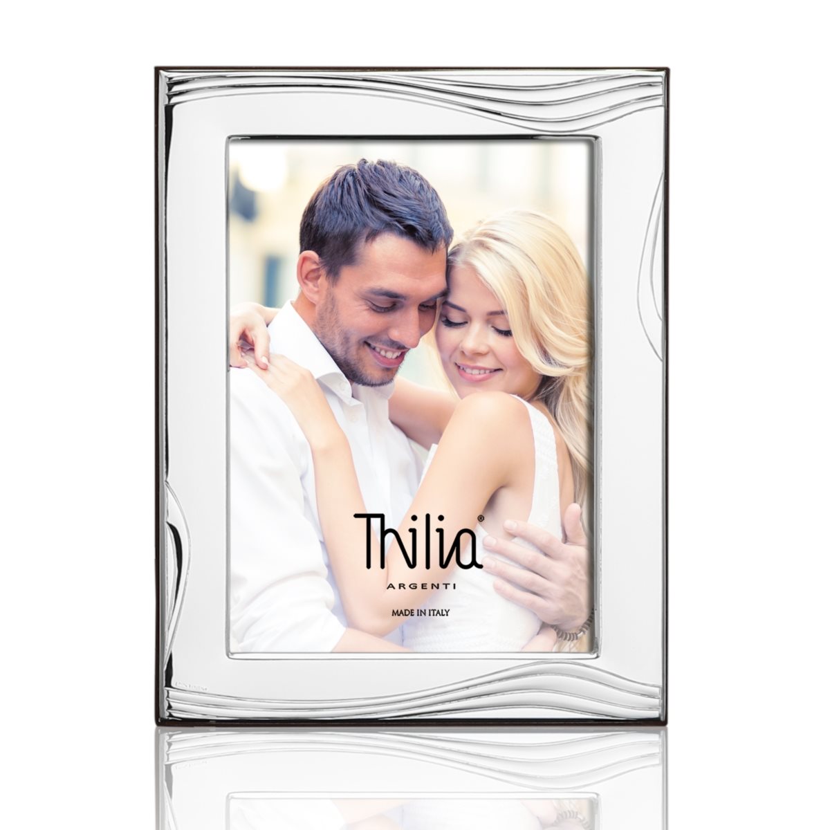 Cornice 10x15 in argento laminato con decorazione curvilinea e retro in legno weng linea sinou