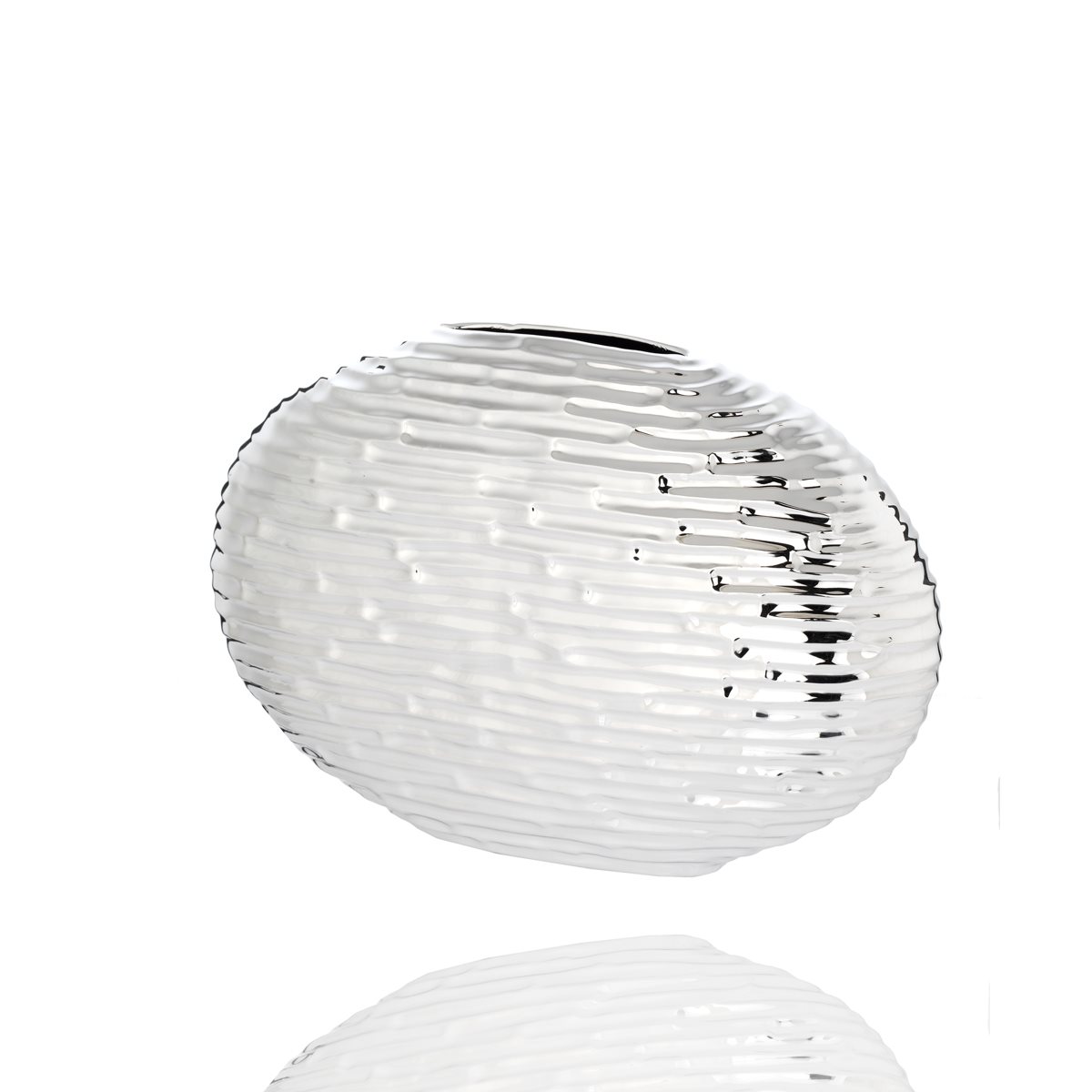 Vaso in resina argentata ovale con lavorazione a righe orizzontali cm 30x20