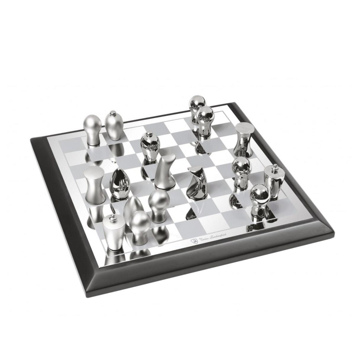 Scatola per gioco degli scacchi in legno con scacchiera e pezzi moderni in acciaio silverplated lucido design lamborghini