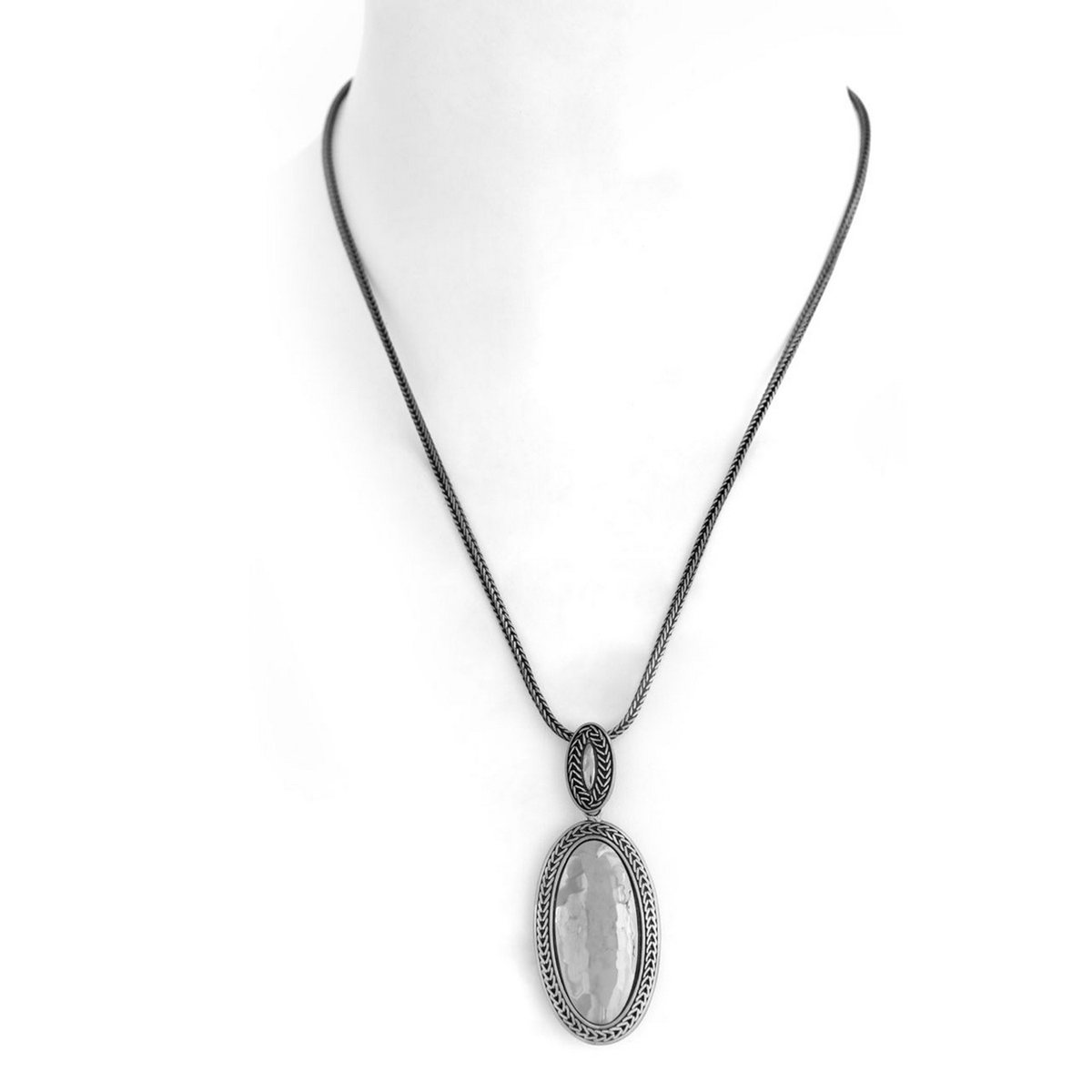 Collana dolcezza realizzato in argento 925 brunito dal brand dueaerre 1938