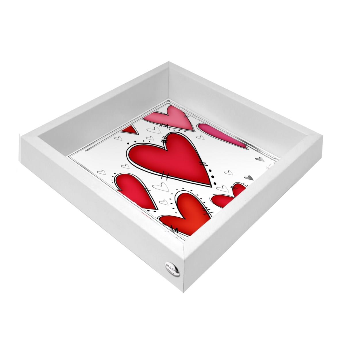 Vassoio 18x18 in legno bianco con disegno di cuori e dettagli in foglia d'argento